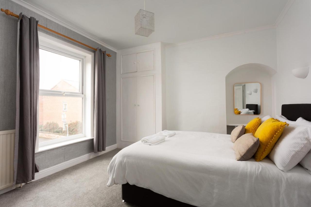 Lovely City Town House With Free Parking Sleeps 2 To 6 Guests York Eksteriør billede