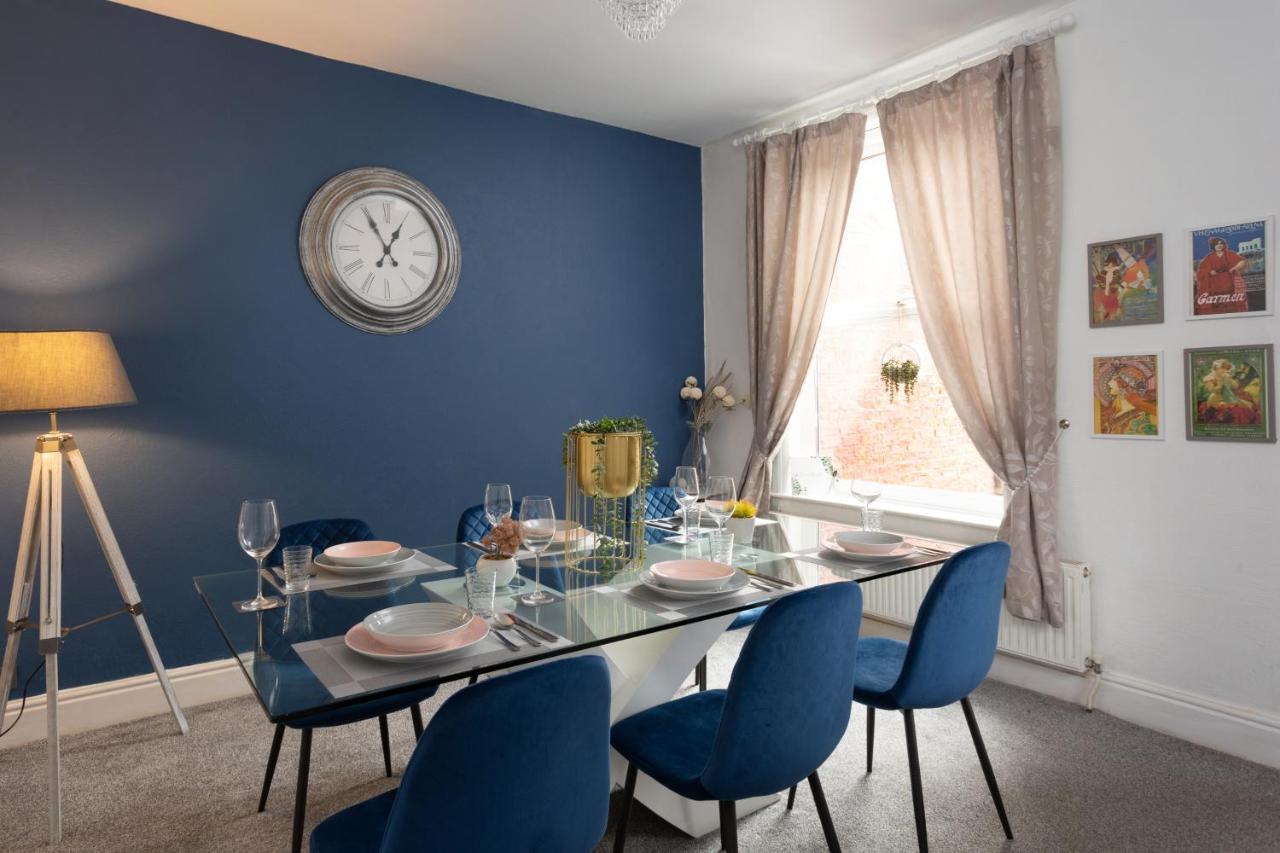 Lovely City Town House With Free Parking Sleeps 2 To 6 Guests York Eksteriør billede