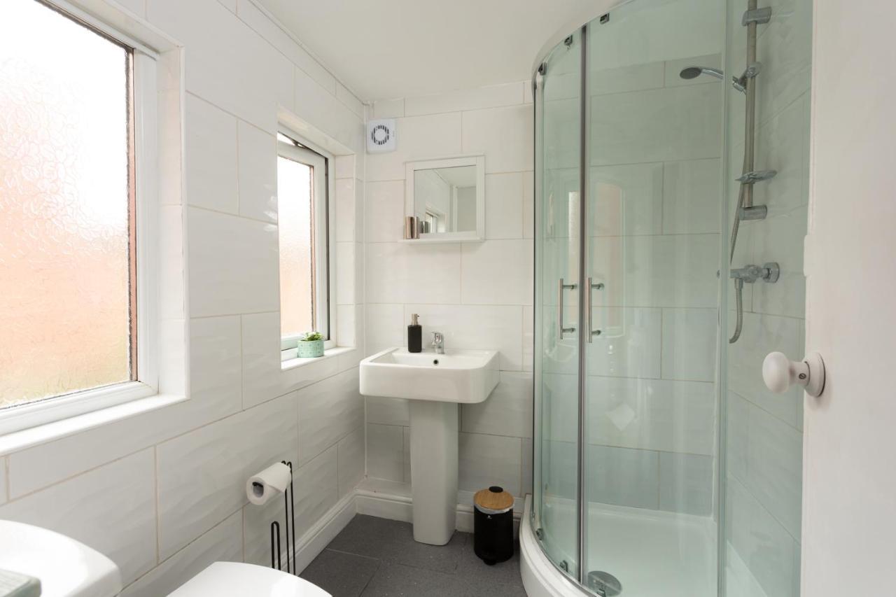 Lovely City Town House With Free Parking Sleeps 2 To 6 Guests York Eksteriør billede